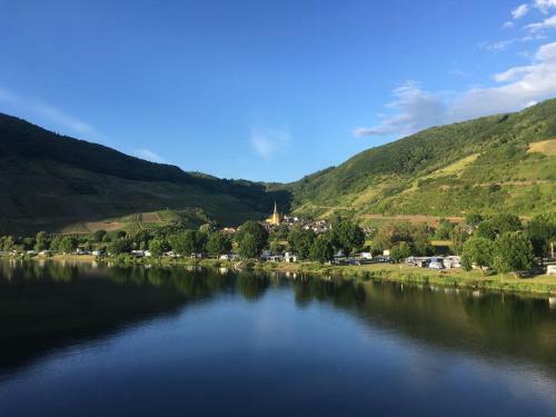 Hostal Ferienpension Bei Stenze