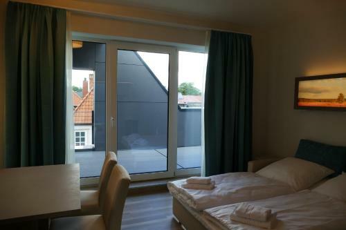 Meyn's Apartments & Hotel