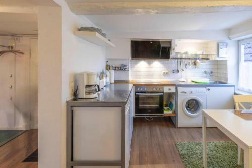 Apartamento Holiday Flat T�nning - Dns08103h-p