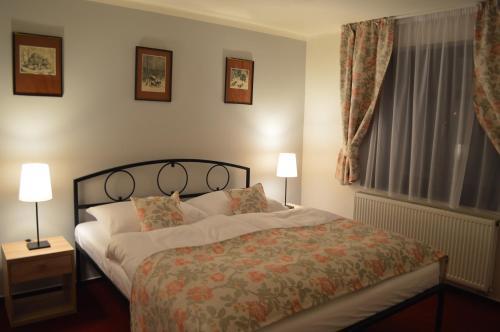 Hostal Penzion Obora