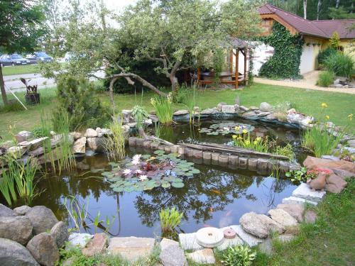 Hostal Penzion U Vejvodu