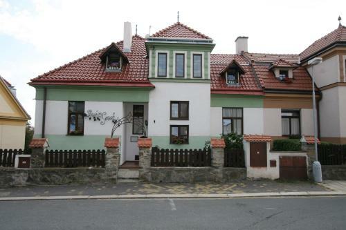 Bed & Breakfast Pension Grant Lux Znojmo
