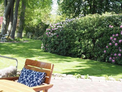 Apartamento Ferienwohnung Alte Fehnapotheke, 95144