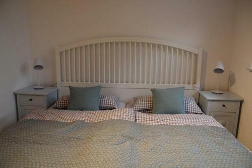 Apartamento Ferienwohnung Alte Fehnapotheke, 95144