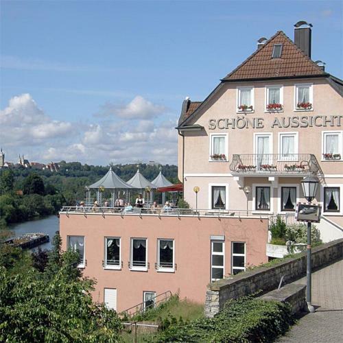 Hotel Sch�ne Aussicht