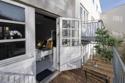 Adnana - Apartment Suite 2 Aalborg Center