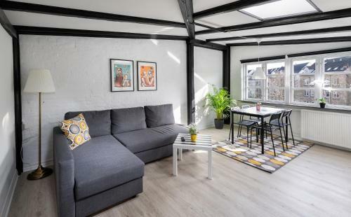 Adnana - Apartment Suite 4 Aalborg Center