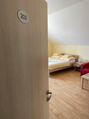 Hostal Penzion U Bohu?a
