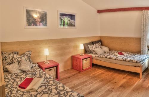 Hostal Statek Samsara
