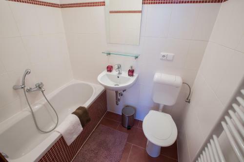 Hostal Penzion U ?eky