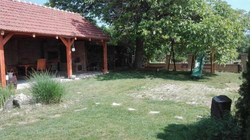 Hostal Penzion U ?eky