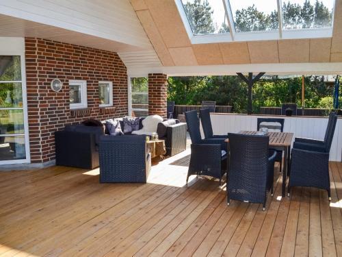 Holiday Home Bl�vand Clxxii