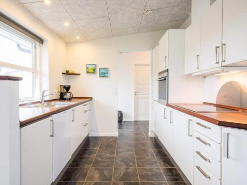 Holiday Home Bl�vand ClXXIX