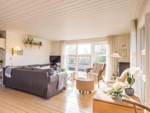 Holiday Home Bl�vand Clxi