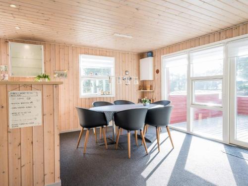Holiday Home Bl�vand Clxix