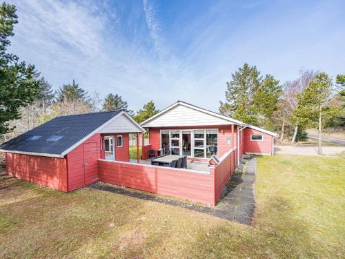 Holiday Home Bl�vand Clxix