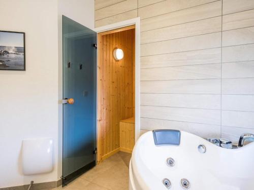 Holiday Home Bl�vand Cclxx