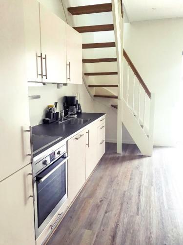 Adnana - Blokhus Living - Yellow Apartment