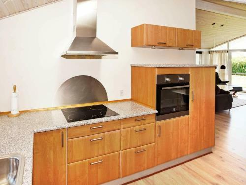 Three-bedroom Holiday Home In Hemmet 11