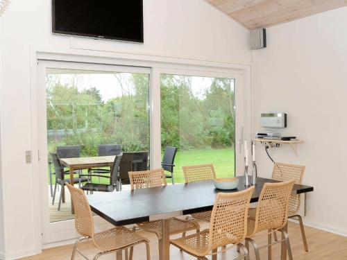 Three-bedroom Holiday Home In Hemmet 70