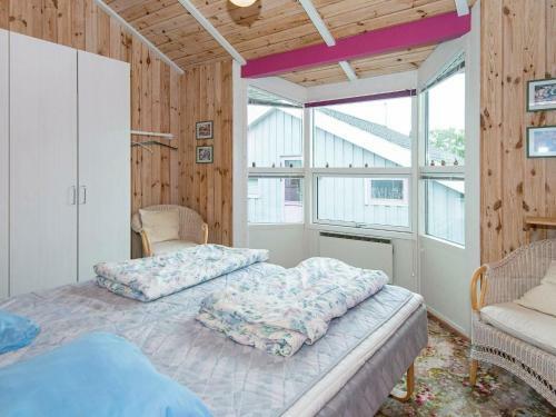 Two-bedroom Holiday Home In Glesborg 6