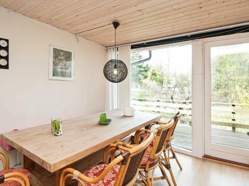 Three-bedroom Holiday Home In Glesborg 8