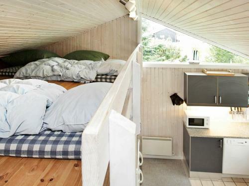 Three-bedroom Holiday Home In Hejls 7