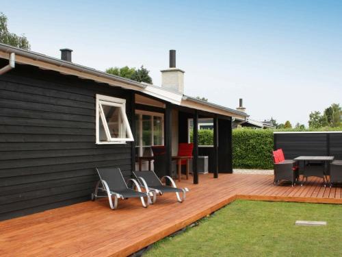 Three-bedroom Holiday Home In Hejls 13