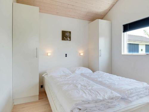 Three-bedroom Holiday Home In Hemmet 52