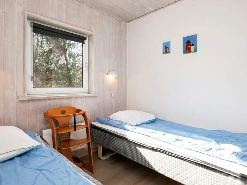 Five-bedroom Holiday Home In Bl�vand 23