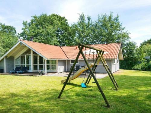 Holiday Home Juelsminde Li