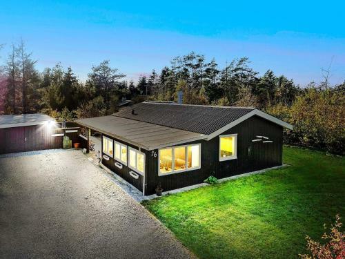 Holiday Home L�gst�r XVII
