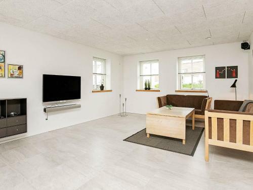 Holiday Home L�kken Liii