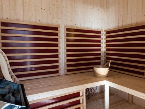 Holiday Home Fan� Cxlii