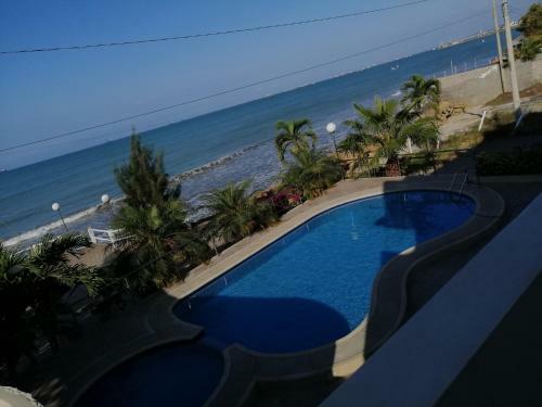 Hotel Salinas Paradise