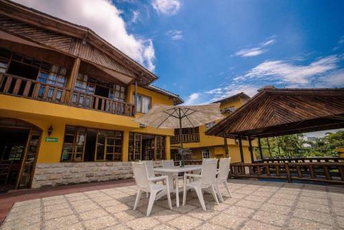 Hotel Hoster�a Samawa