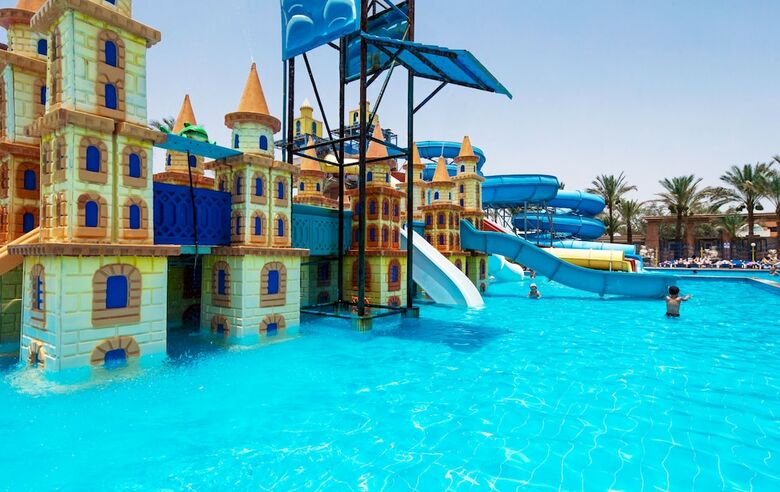 Hotel La Rosa Waves Beach - Couple & Families Only