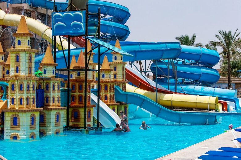 Hotel La Rosa Waves Beach - Couple & Families Only