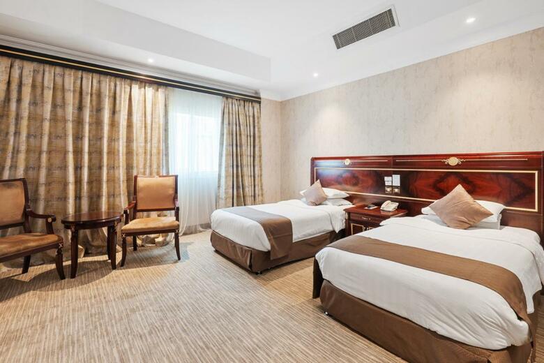 Chairmen Hotel