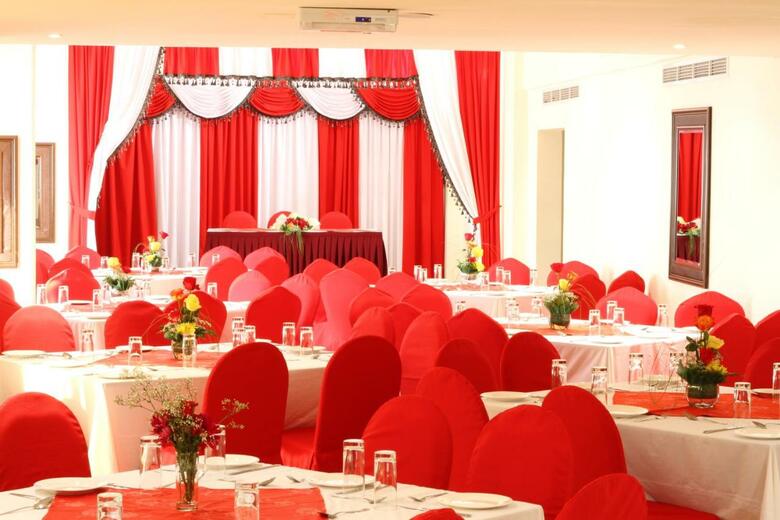 Grand Qatar Palace Hotel