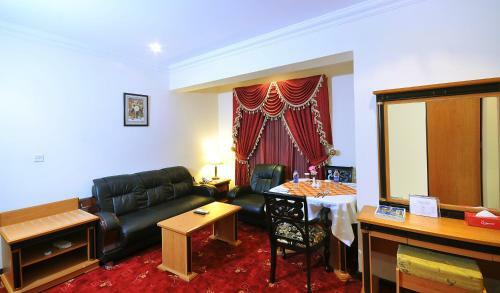 Crystal Palace Hotel Doha