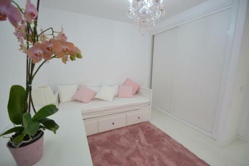 Precioso Apartamento En Fa�abe