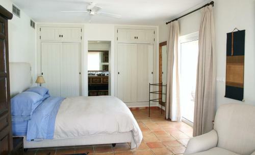 Agua Amarga Villa Sleeps 10 With Pool
