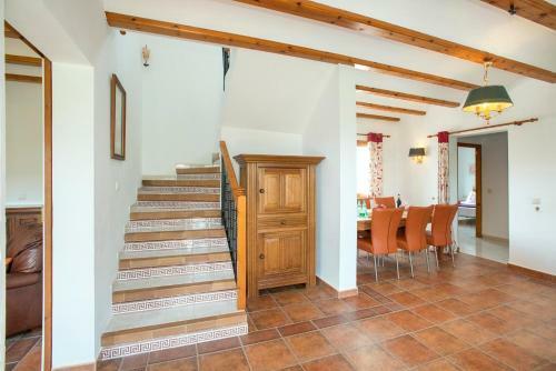 Alcalali Villa Sleeps 8 With Pool And Air Con