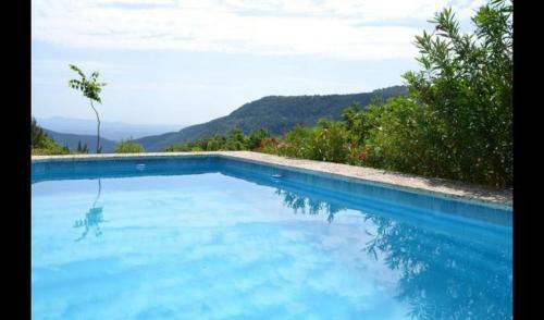 Villa In L' Albiol Sleeps 14 With Pool