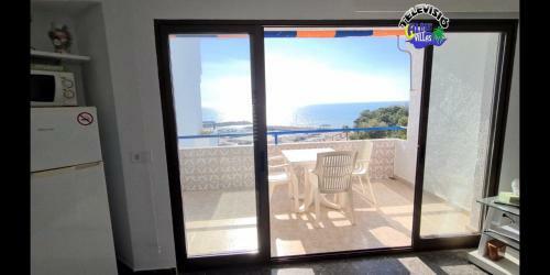 Apartamento Atico Con Terraza Frontal Al Puerto Marina Albert Villas