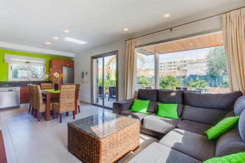 Acogedora Villa Con Piscina Privada En Alcudia
