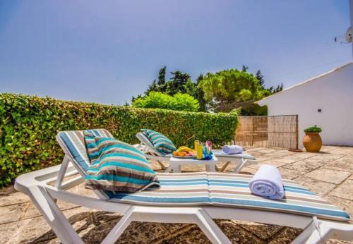 Es Barcares Villa Sleeps 6 With Pool Air Con And Wifi