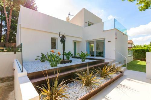 Villa Margalida - Modern Villa With Private Pool
