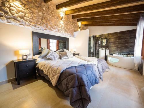Villa Ca's Mercader By Alquilair